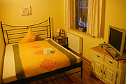 Doppelzimmer in der Villa Montana (©Foto: Martin Schmitz)
